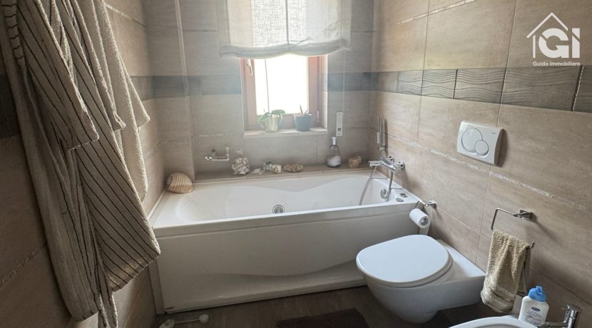 WhatsApp Image 2025-05-06 at 16.44.26