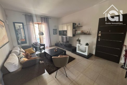 WhatsApp Image 2025-05-06 at 16.44.30 (4)