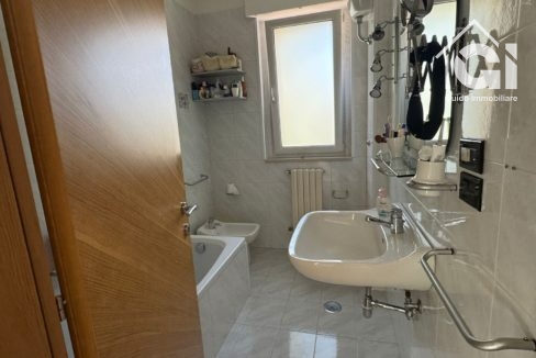 WhatsApp Image 2025-09-26 at 19.37.56 (2)