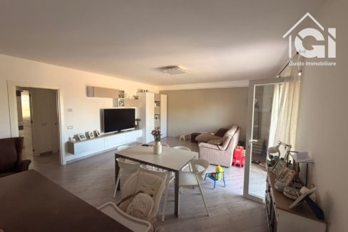 WhatsApp Image 2026-04-13 at 18.33.32 (2)