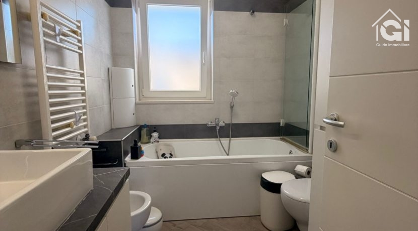 WhatsApp Image 2026-04-13 at 18.33.33