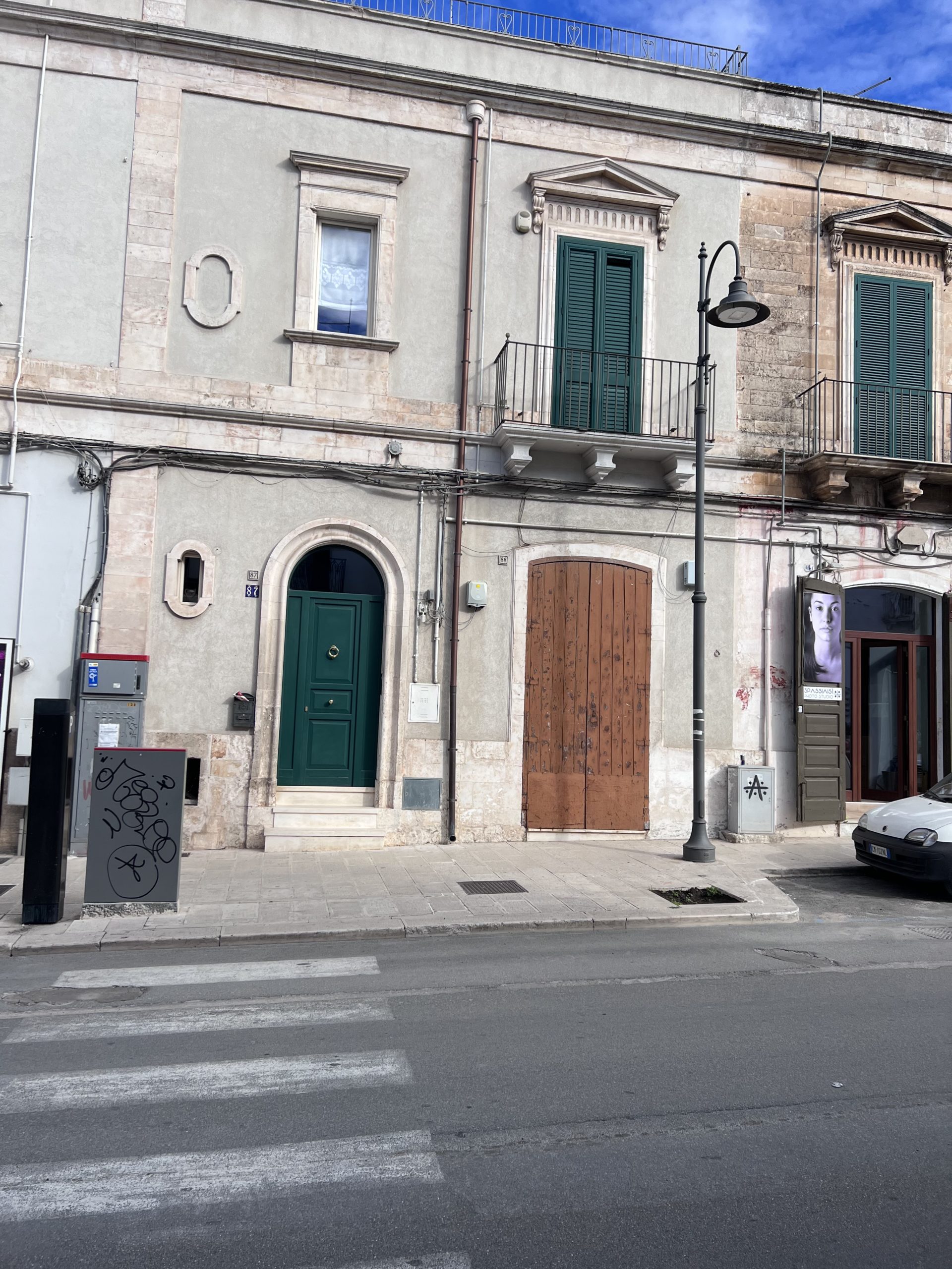 Via Bellini 88 e Vico Simonetti 5/6- Martina Franca