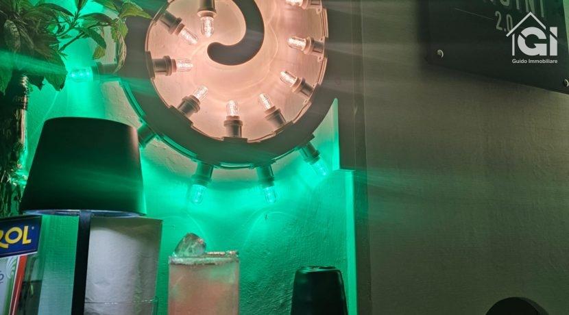bar 5